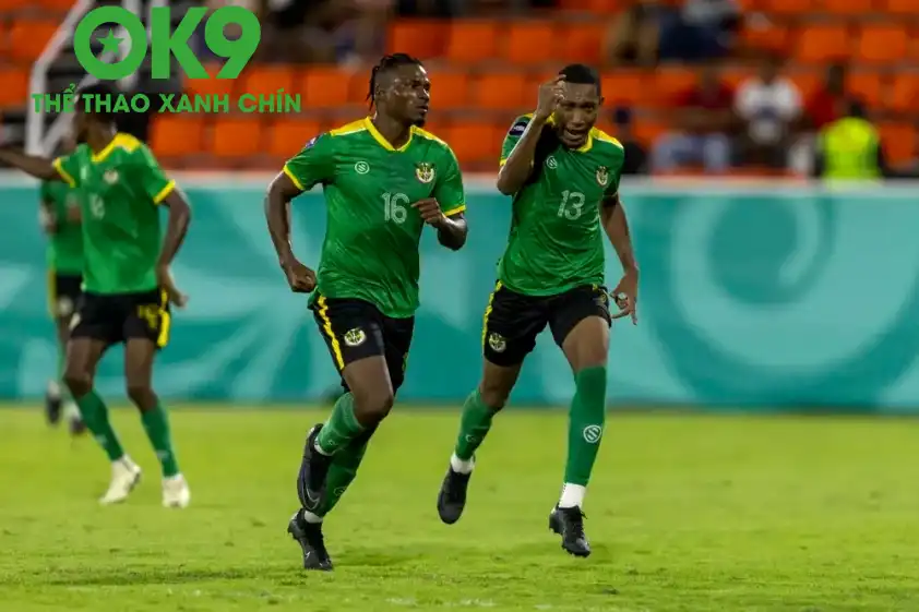 Saint Vincent & Grenadines đang nhỉnh hơn ở trận đấu này. Saint Vincent & Grenadines đang nhỉnh hơn ở trận đấu này.